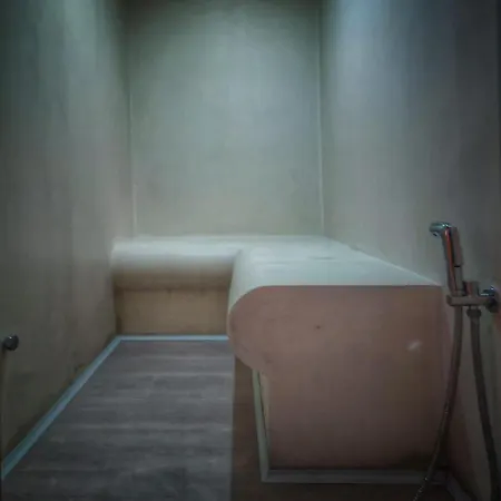 Mya Luxury And Wellness *