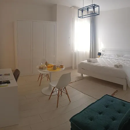 Mya Luxury And Wellness Love hotel *