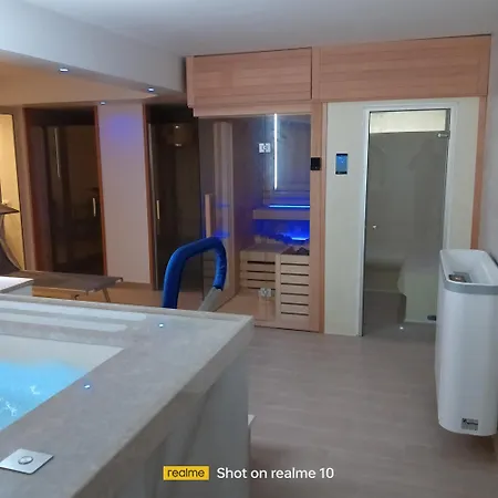 Mya Luxury And Wellness Love hotel Melendugno